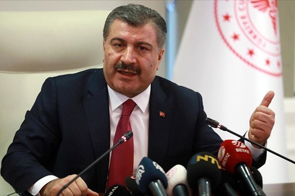 Bakan Koca: İtalya, Güney Kore ve Irak ile tüm yolcu uçuşları durduruldu