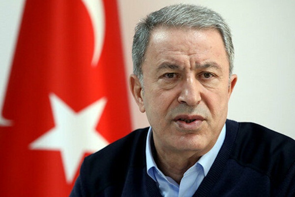 Bakan Akar, sınırın sıfır noktasında