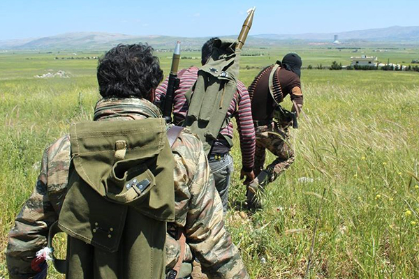 'Şok dalga saldırıları', Suriye rejim güçlerine büyük darbe vururken; muhaliflerin ilerlemesi sürüyor