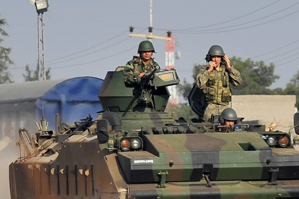 Suriyeli muhaliflerden Bahar Kalkanı'na destek