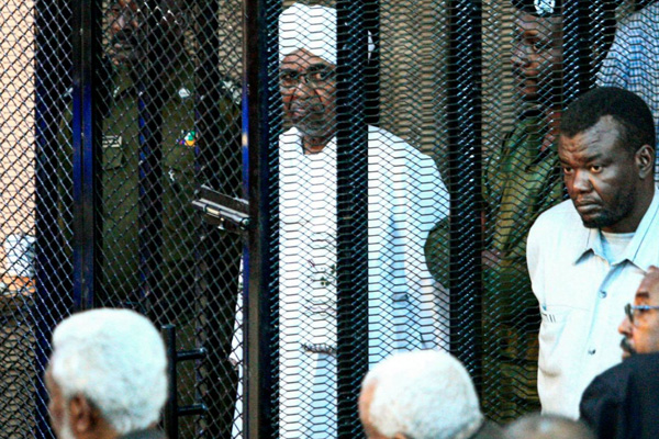 Sudan diplomasisinde 'temizlik'