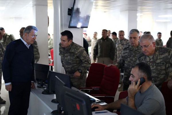 Bakan Akar: Bahar Kalkanı Harekatı'nda da sonuca ulaşacak, mücadeleyi kazanacağız