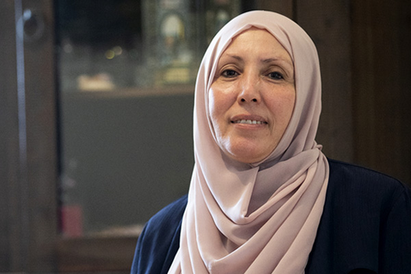 İman Hatib, seçilirse İsrail Meclisi'nin ilk başörtülü milletvekili olacak