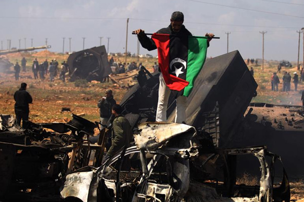 Hafter’in topçu bataryaları vuruldu