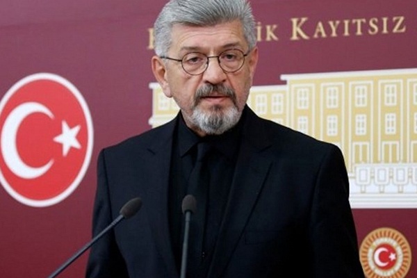 Cihangir İslam, Saadet Partisi'nden istifa etti