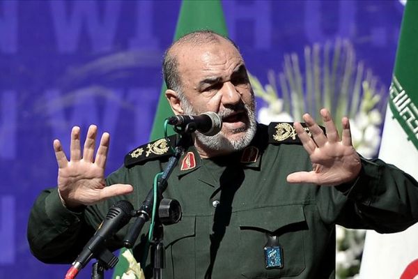 İran Devrim Muhafızları Ordusu Genel Komutanı Selami: Koronavirüs, ABD'nin biyolojik saldırısı olabilir