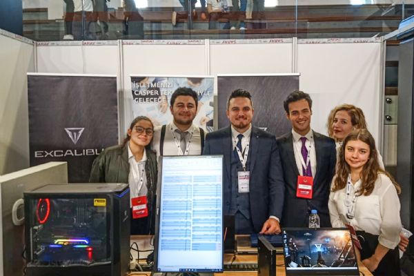 Casper oyun bilgisarları öğrencilerle buluştu