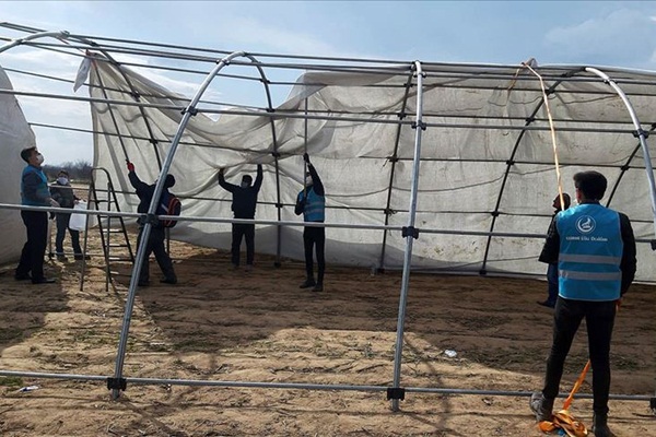 MHP, Edirne Pazarkule Sınır Kapısı'nda göçmen kreşi kurdu