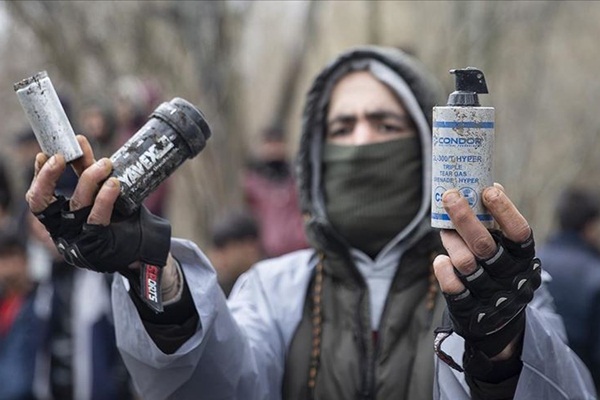 Yunanistan'ın ihlallerini belgeleyen paylaşım