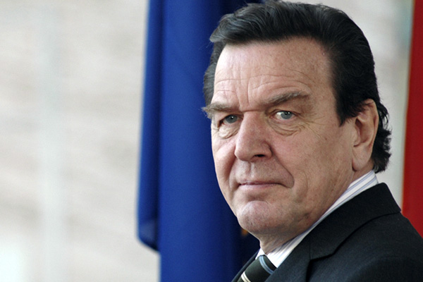 Eski Almanya Başbakanı: AB, Türkiye'ye verdiği sözleri tutmadı