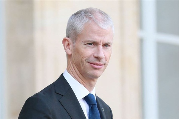 Fransa Kültür Bakanı koronavirüse yakalandı