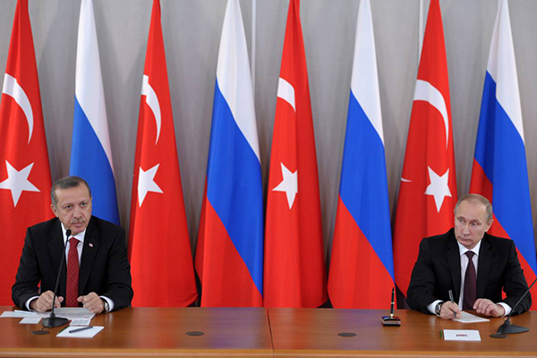 Komsomolskaya Pravda: ABD, Türkiye ile Rusya'nın arasını açmayı bu sefer de başaramadı