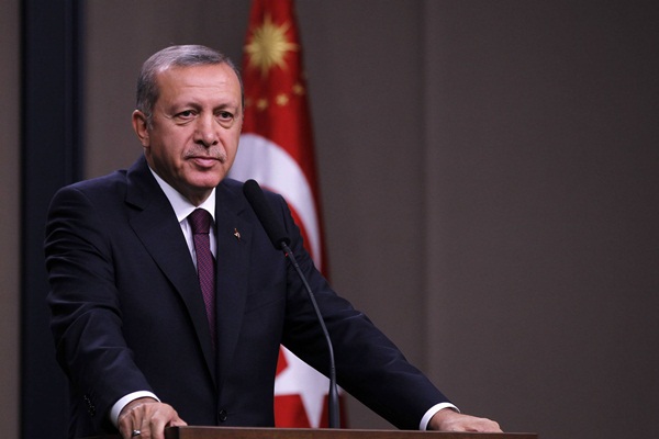 Erdoğan'dan Rusya'da bekletilme iddialarına cevap