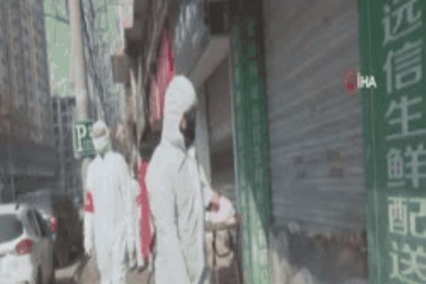 İtalya Başbakanı Conte: “İtalya’nın tamamı karantina altında”