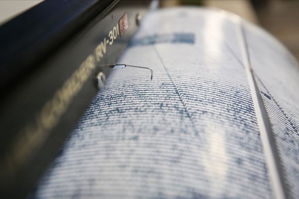 Kars'ta korkutan deprem