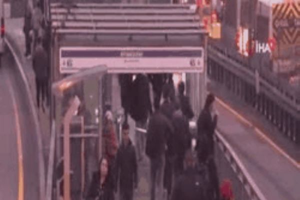 İstanbullular korona virüsüne karşı önlemlerini aldı