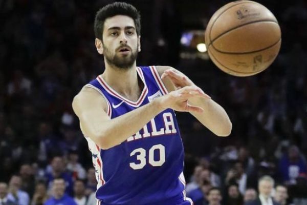 76ers Furkan'ın 17 sayısıyla Pistons maçını kazandı