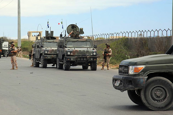 Somalili milletvekili: ABD'nin Eş-Şebab'ı değil sivilleri taşıyan minibüsü vurdu