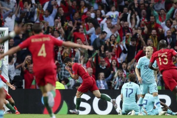 Portekiz'de maçlar süresiz olarak durduruldu