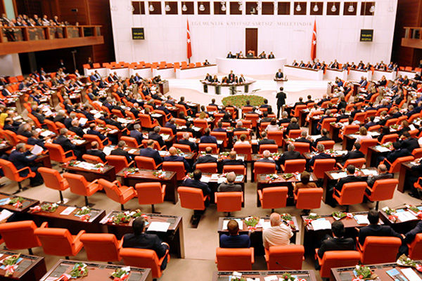 TBMM'de koronavirüs önlemi: Ziyaretçi kabul edilmeyecek