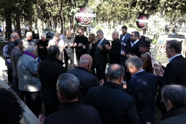 Altay, Esin Özgener'i andı