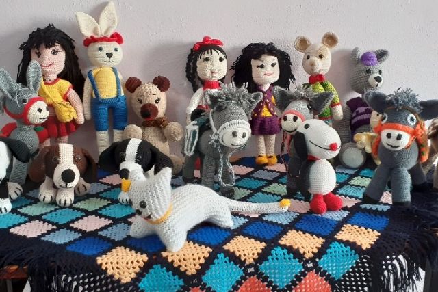 Osmancıklı kadınlar oyuncak örüyor