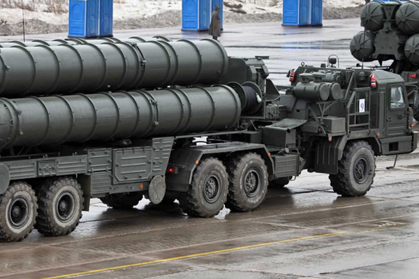 Rusya'dan S-400 açıklaması: Türkiye ile anlaşmayı umuyoruz
