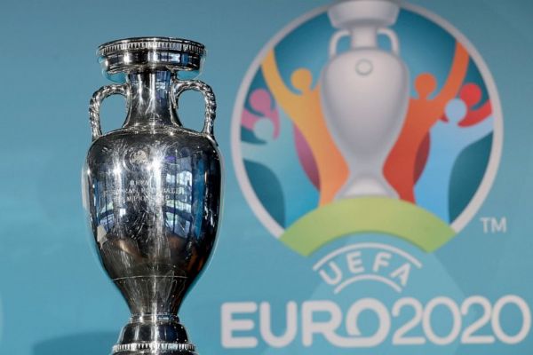 EURO 2020 ertelendi mi? UEFA'dan tarihi karar