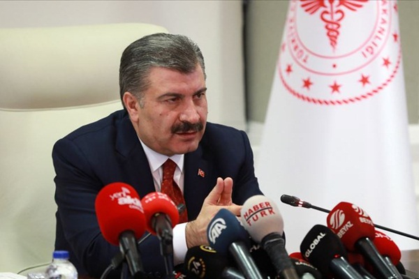 Bakan Koca: Tedbirlere uyarsak hastalığın yayılımını kontrol altına alabiliriz