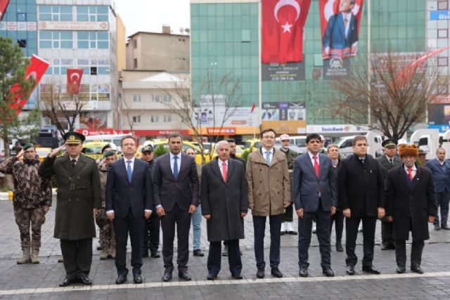Çanakkale zaferinin 105. yılı Iğdır'da törenle kutlandı