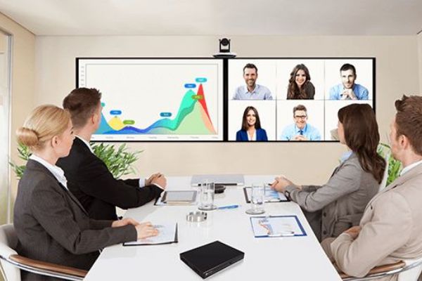 Sanal uygulamalar evlere taşındı