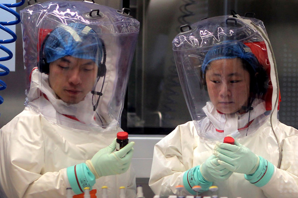 Koronavirüs laboratuvarda mı üretildi? Bilim Kurulu Üyesi yanıtladı