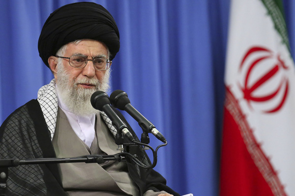 Hamaney'den 10 bin mahkuma daha af