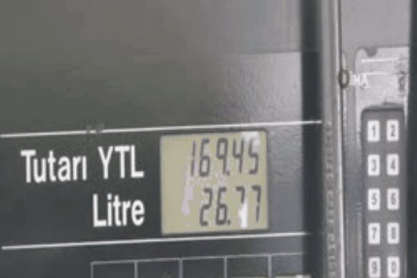 Benzin ve motorine indirim geliyor