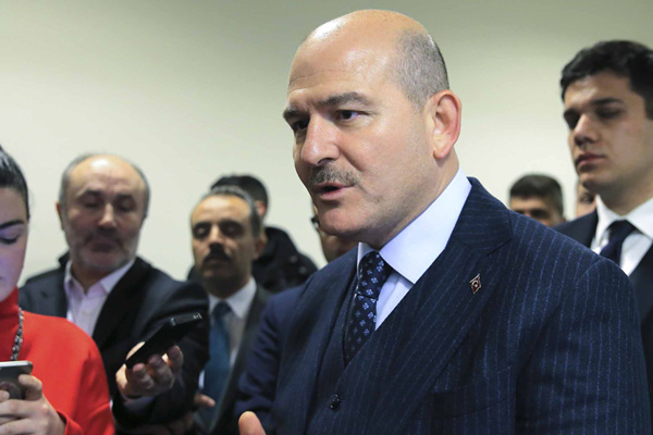 Süleyman Soylu'dan sokağa çıkma yasağı iddialarına yalanlama