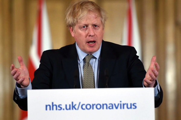 İngiltere Başbakanı: 12 haftada koronavirüste durum tersine çevrilebilir