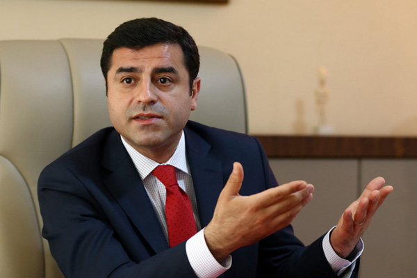 Demirtaş'tan Kılıçdaroğlu'na dokunulmazlık tepkisi
