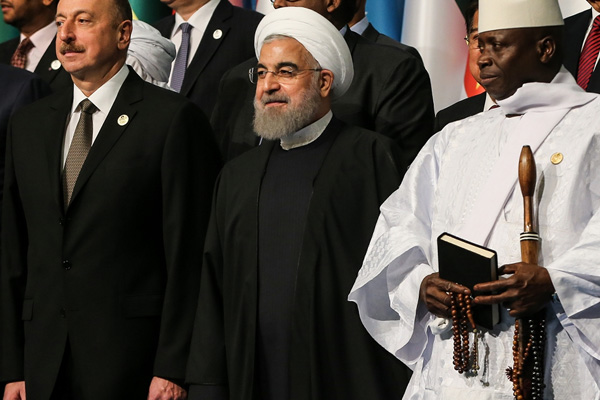 İİT Zirvesi'nde İran depremi!