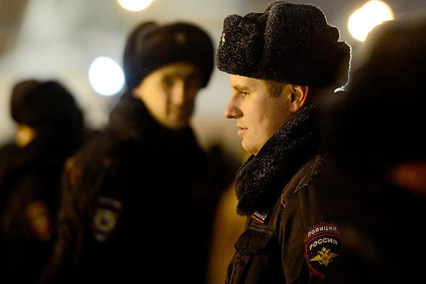 Putin'e muhalif rus milyarderin ofisinde arama