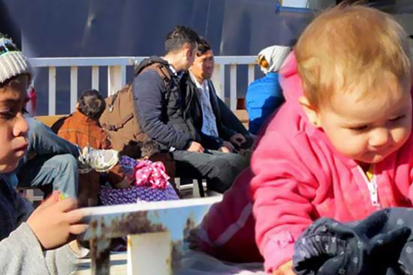 İzmir'de 45 mülteci yakalandı