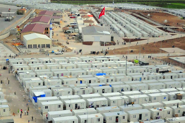 TOKİ'den Suriyeliler için 3 yeni konteyner kent