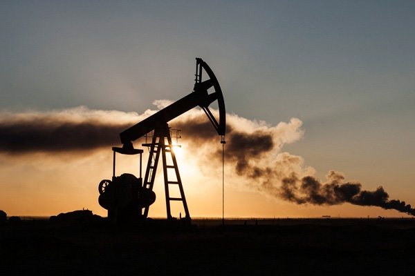 OPEC toplantısı sonrası petrol fiyatları düşüşe geçti