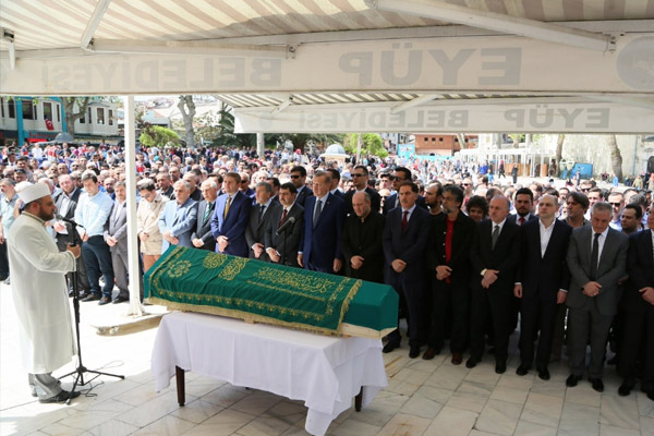 Cumhurbaşkanı Salih Tuna’nın babasının cenaze töreninde