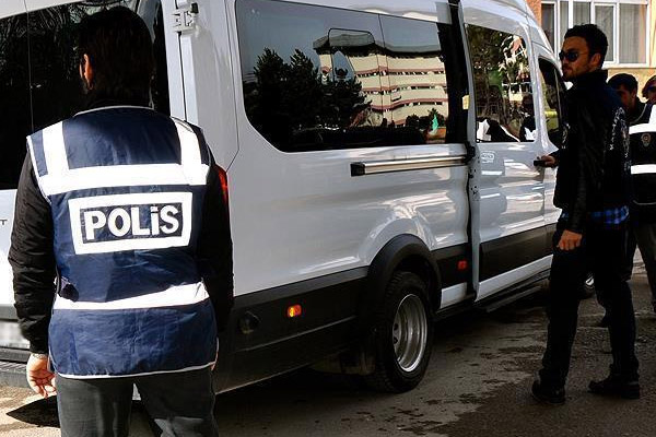 Aydın'da HDP ve ESP binalarında arama yapıldı