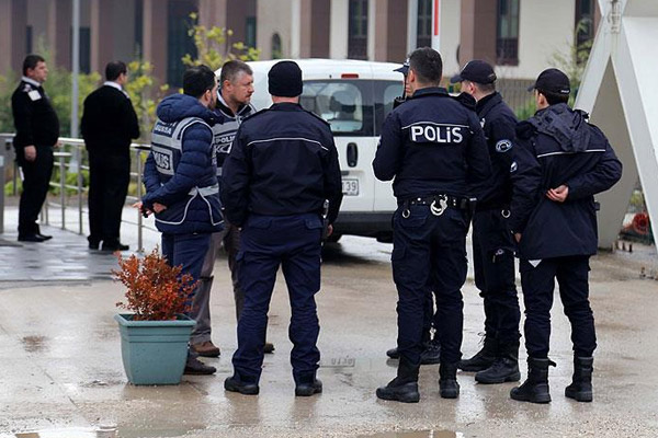 Bursa merkezli 4 ilde FETÖ operasyonu