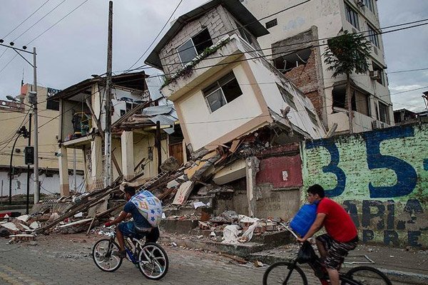 Ekvador'da ölü sayısı 570 oldu