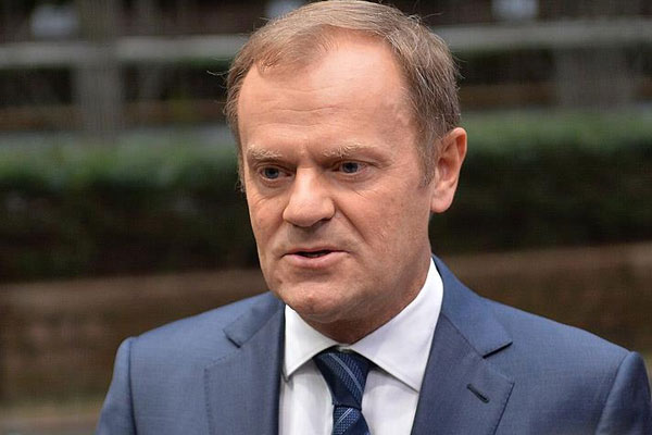 Tusk: Türkiye'ye güvenmek Avrupa'yı şantajla karşı karşıya bırakabilir