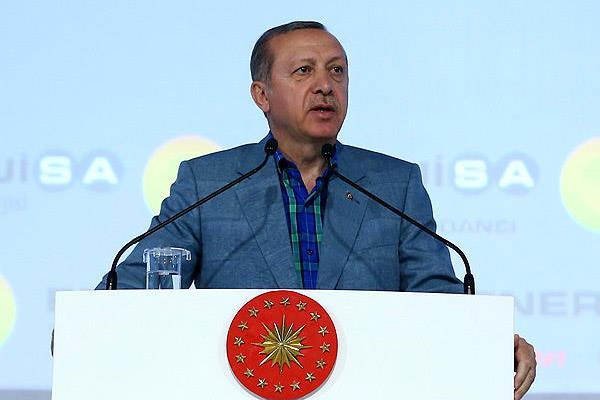 Erdoğan: Projelerin karşısına dikilenler teferruattır