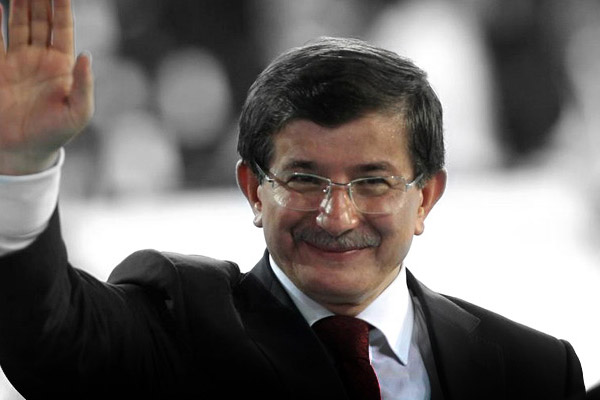 Başbakan Davutoğlu'ndan anlamlı mesaj