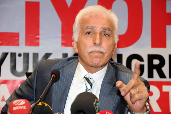 Kamalak'tan liderlere 'ameliyat' önerisi